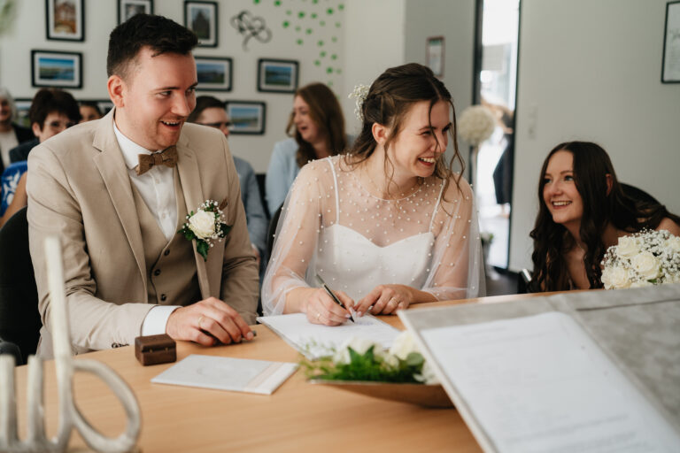 13 Lena Christian Standesamt 60