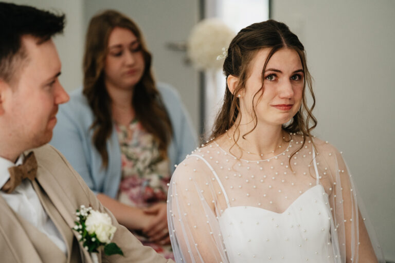 6 Lena Christian Standesamt 32