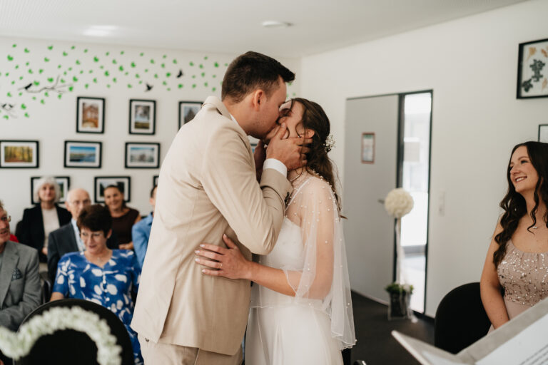 8 Lena Christian Standesamt 44